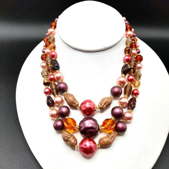 Vintage Japan Art Glass Necklace, Plum Pink Topaz, 1950s Vintage Jewelry - Picture 2 of 15